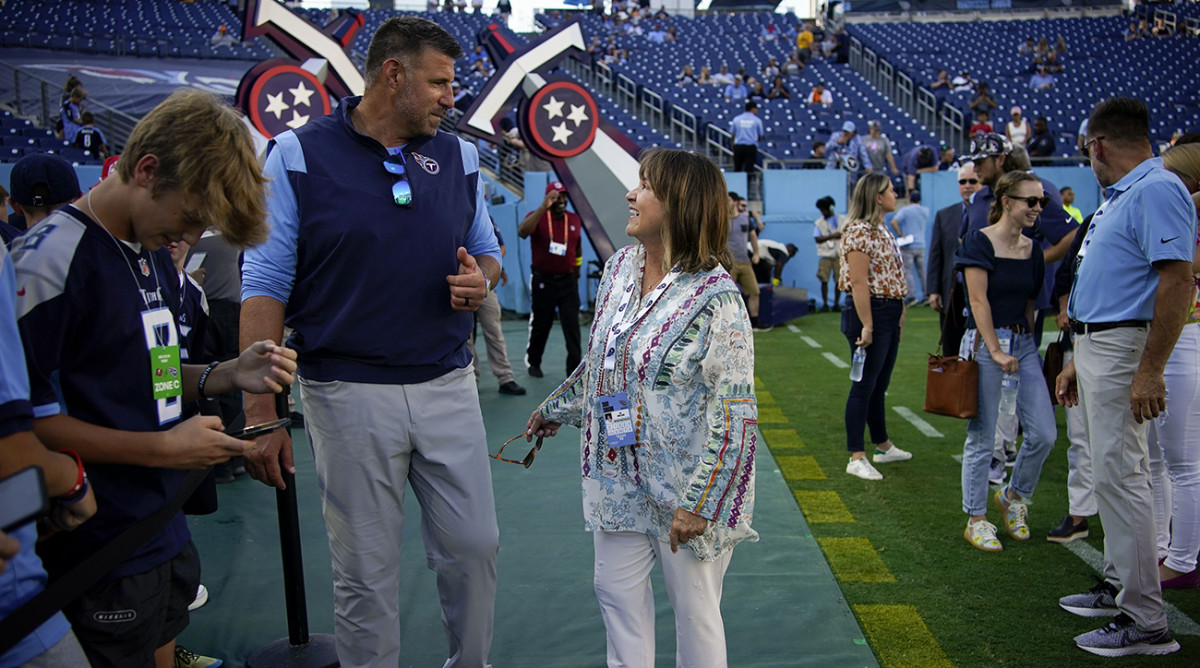 Tennessee Titans owner Amy Adams Strunk and Tennessee Titans coach Mike Vrabel mingle with fans before the start of their preseason game against the Tampa Bay Buccaneers at Nissan Stadium on Aug. 20, 2022