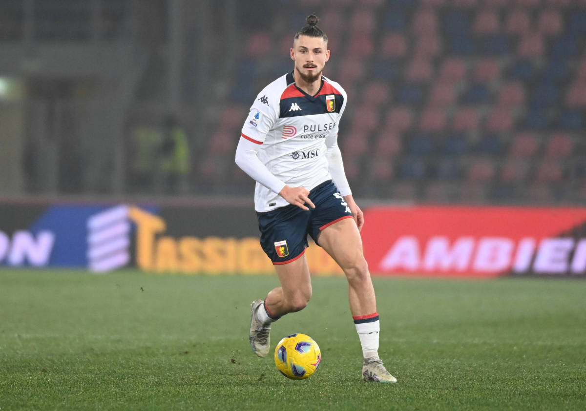 Radu Dragusin pictured playing for Genoa against Bologna in January 2024