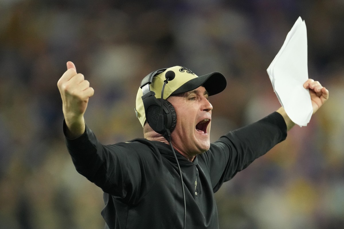 New Orleans Saints special teams coordinator Darren Rizzi reacts to a play against the Los Angeles Rams. Mandatory Credit: Kirby Lee-USA TODAY Sports
