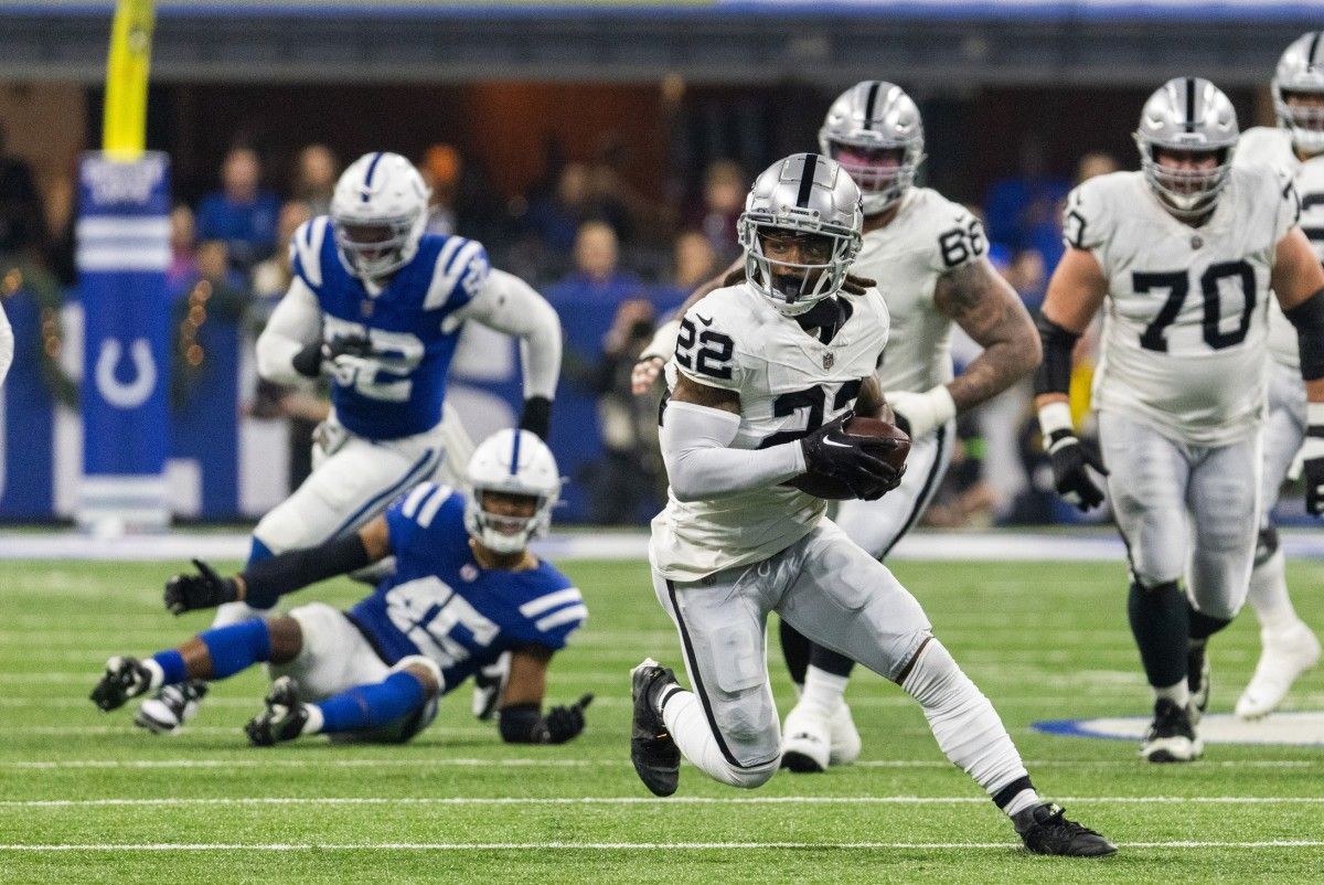 Las Vegas Raiders running back Ameer Abdullah added much-needed depth to Las Vegas' running back room.