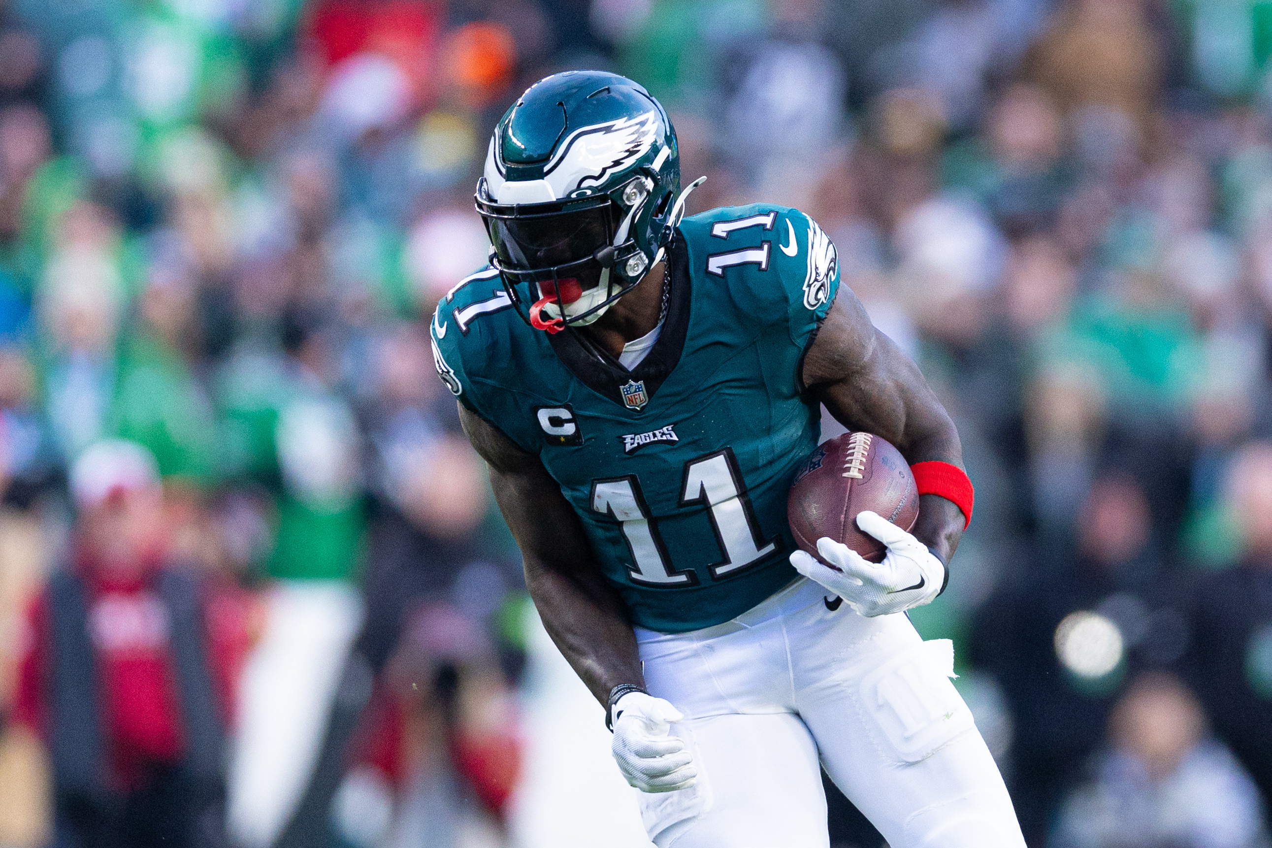 Injury Status of Eagles' Star Wide Receivers Looms Large as Bucs