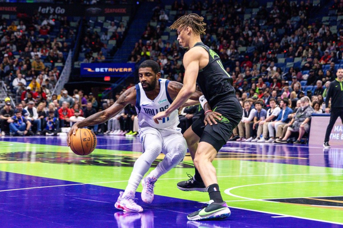 Kyrie Irving Dyson Daniels