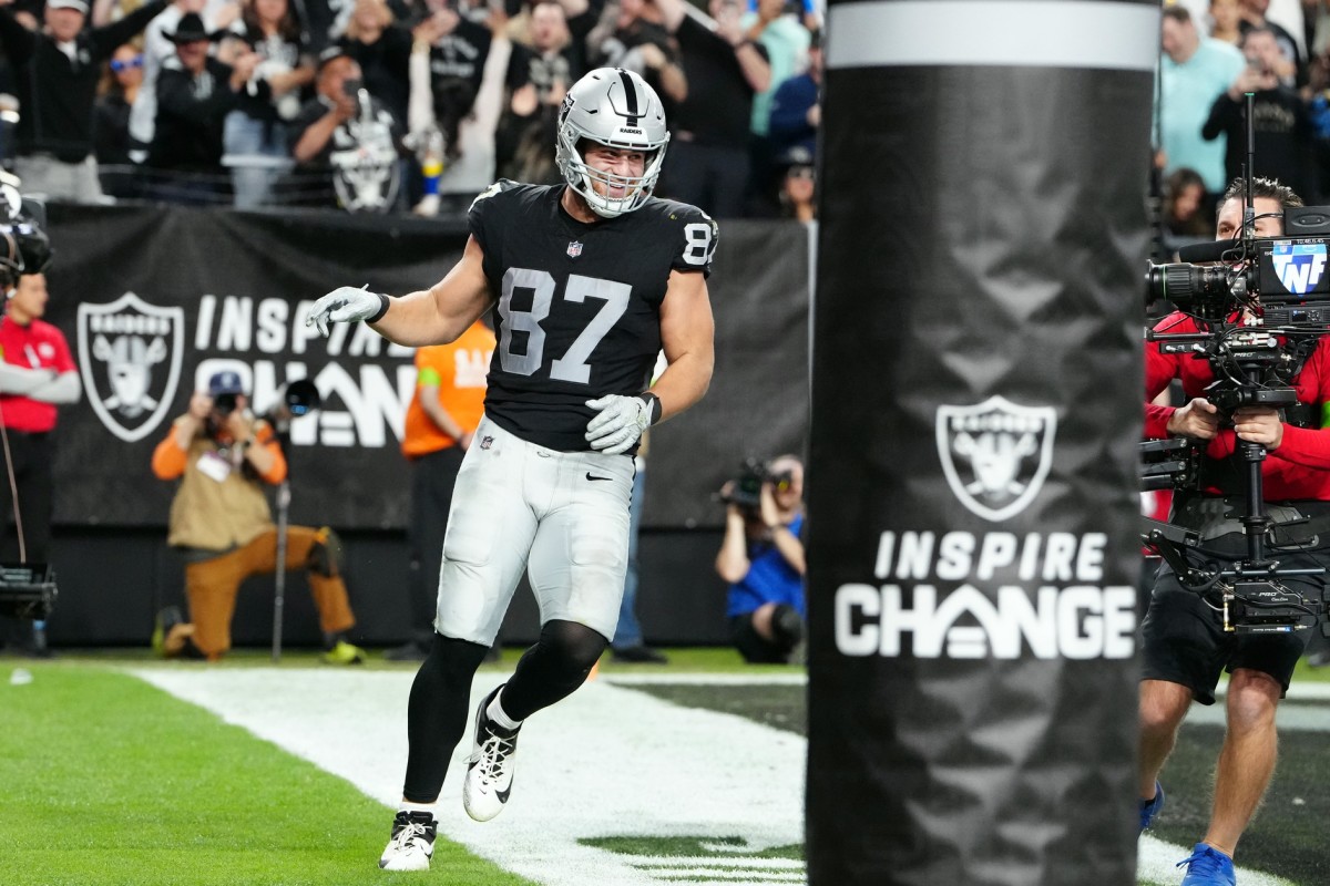 Las Vegas Raiders tight end Michael Mayer is on a rookie contract worth $9.3 million.