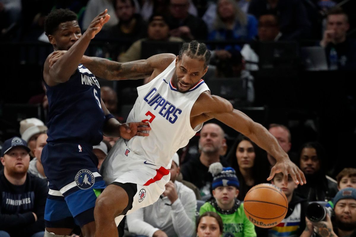 Anthony Edwards defends Kawhi Leonard