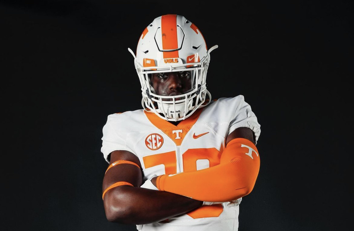 2025 5-star OT David Sanders Jr. during an unofficial visit to Tennessee. (Photo courtesy of David Sanders Jr.)