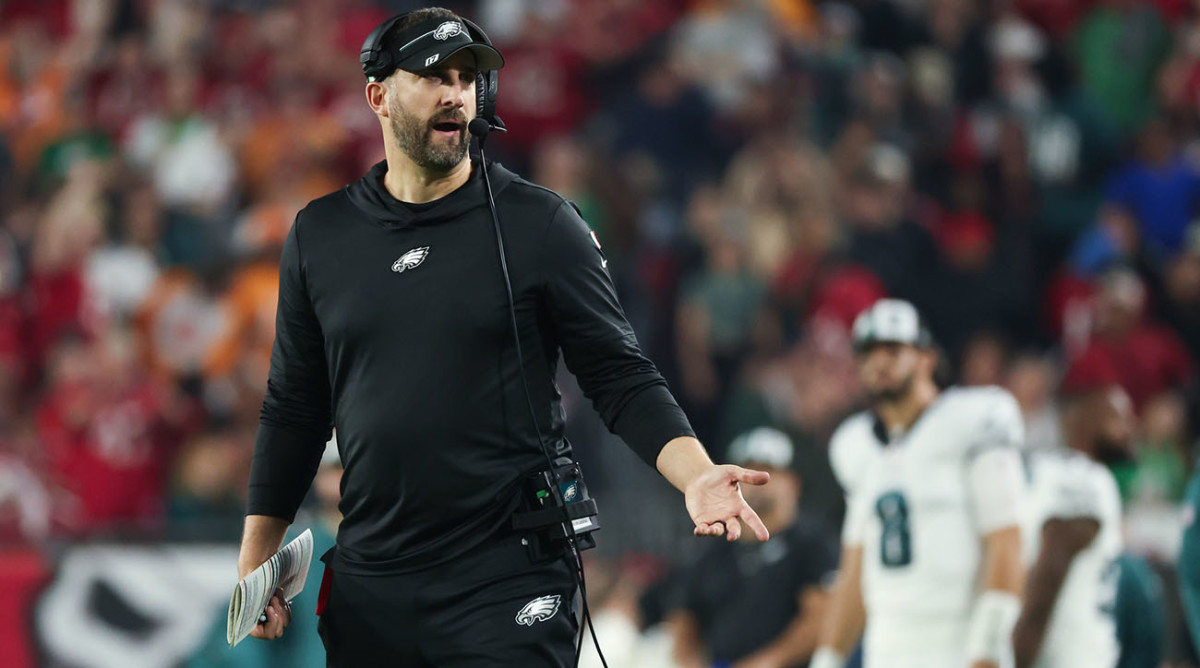 Eagles coach Nick Sirianni reacts on the sideline.