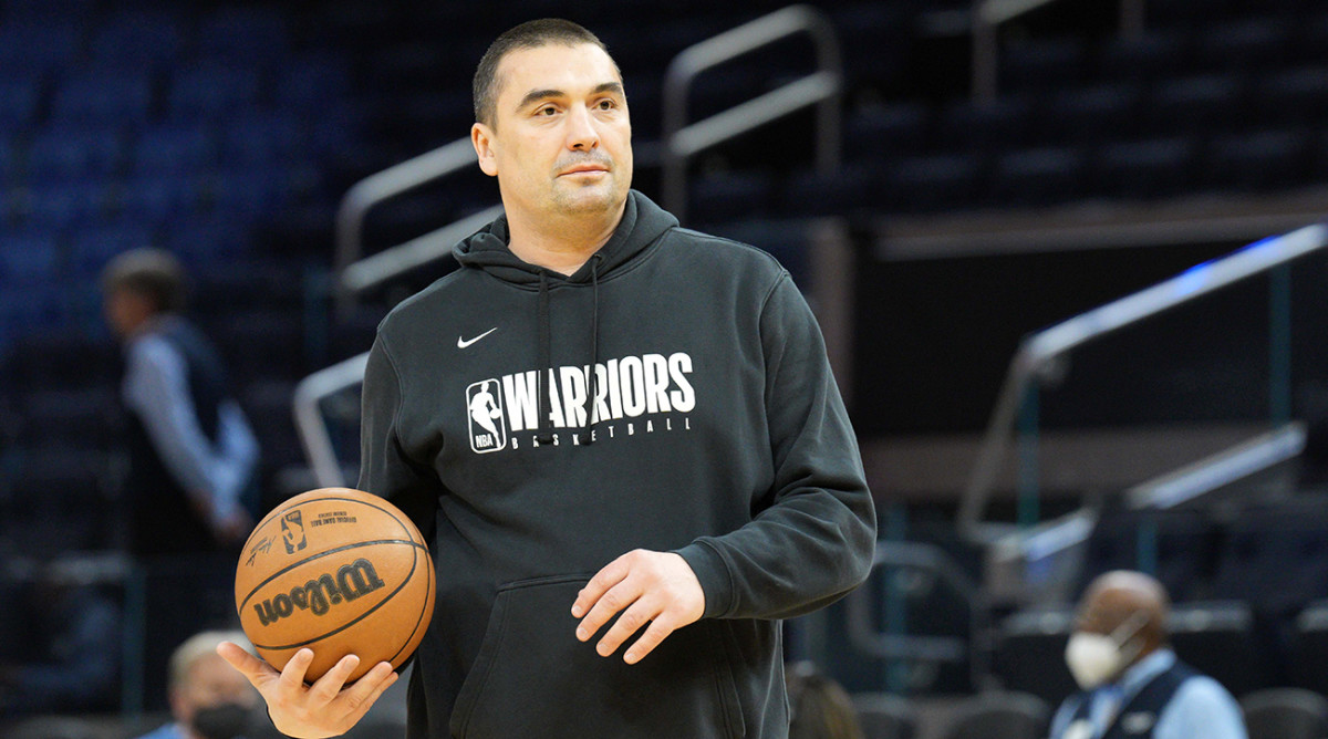 Golden State Warriors assistant coach DeJan Milojevic before the game against the LA Clippers at Chase Center.