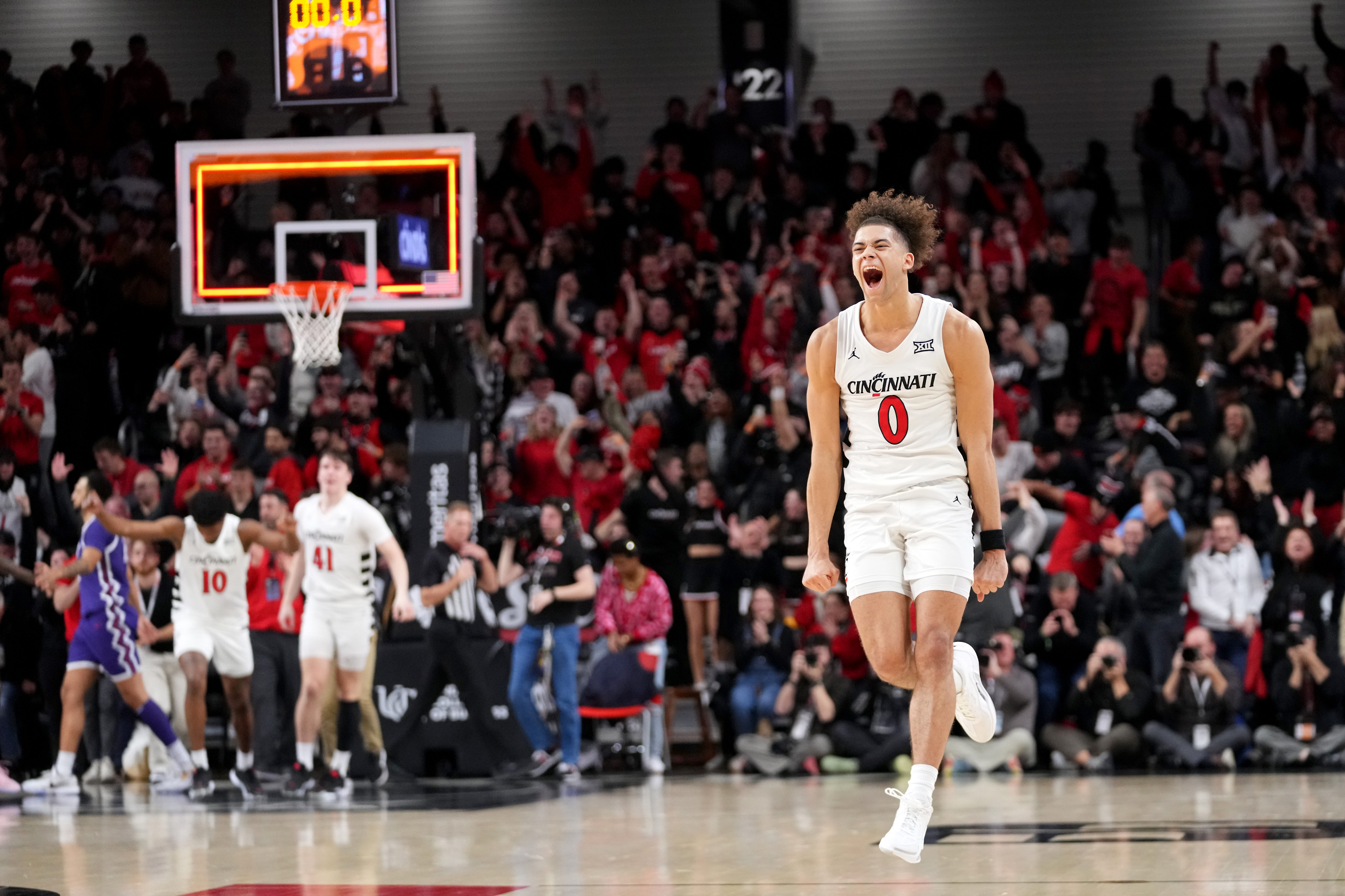 Cincinnati Bearcats Continue Record Performance in Ranked Overtime