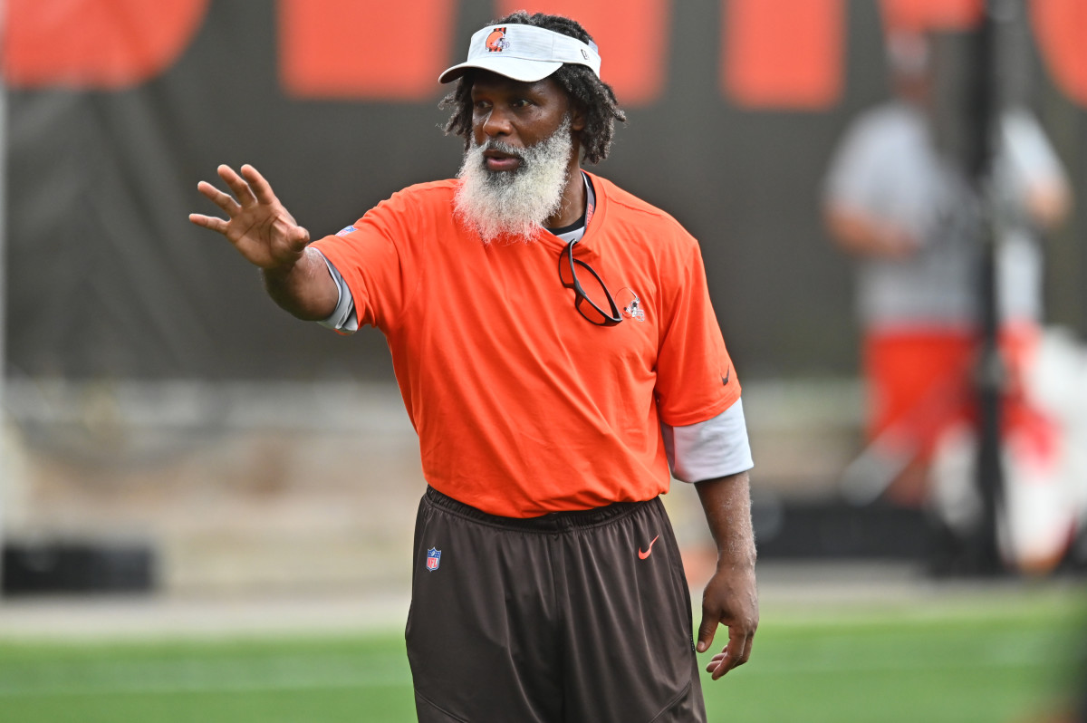 Jul 29, 2021; Berea, Ohio, USA; Cleveland Browns running backs coach Stump Mitchell during training camp at CrossCountry Mortgage Campus.