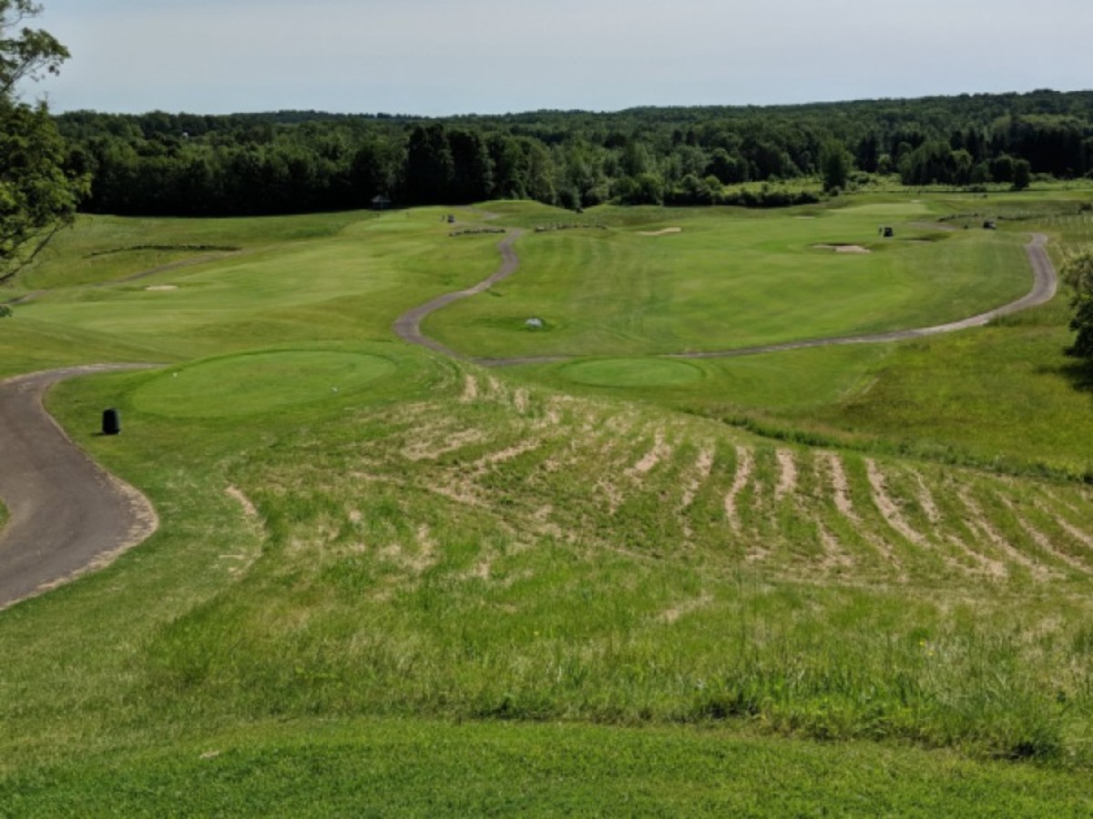 The elevation changes throughout The Links at Greystone are distinct.