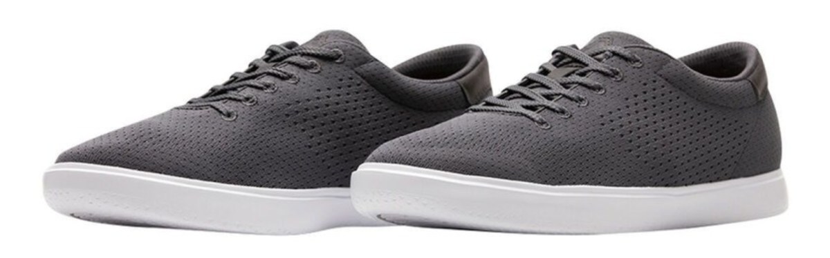 Cuater's Phenom shoe.