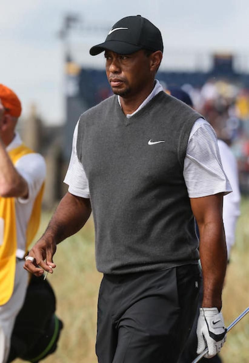 With a 3rd-round 66 at Carnoustie, Tiger Woods plays his way into contention for the Claret Jug.