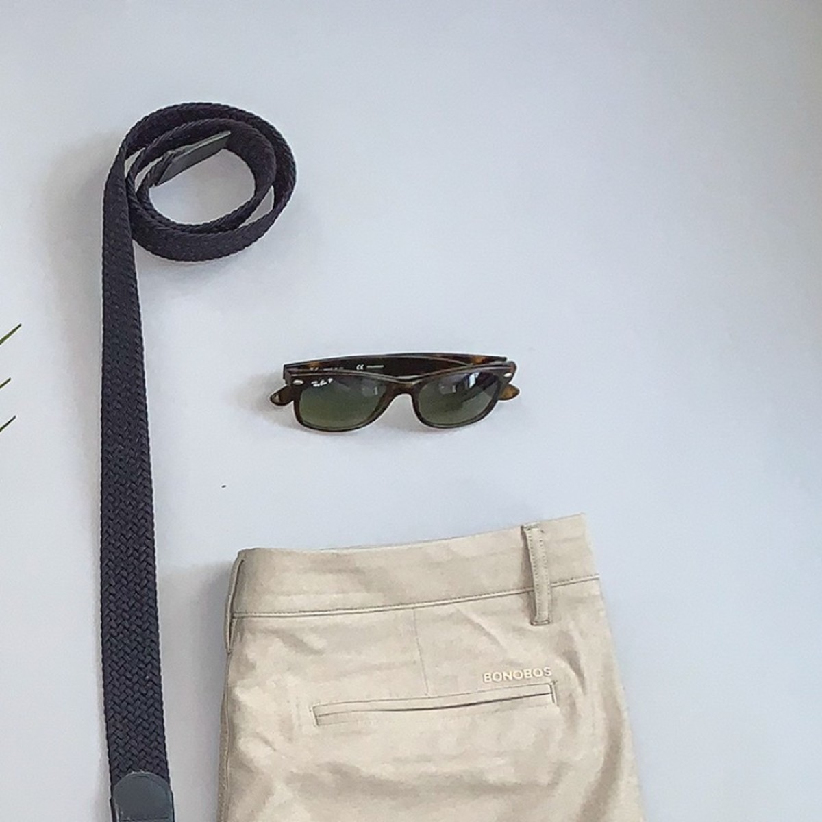 Ray-Ban's New Wayfarer Classic sunglasses in tortoise with blue / gradient.