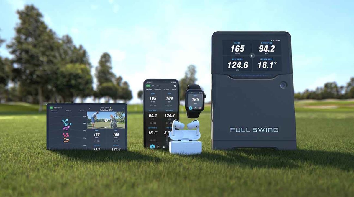 Full Swing's launch monitors are compatible with smartphones and the Apple Watch.