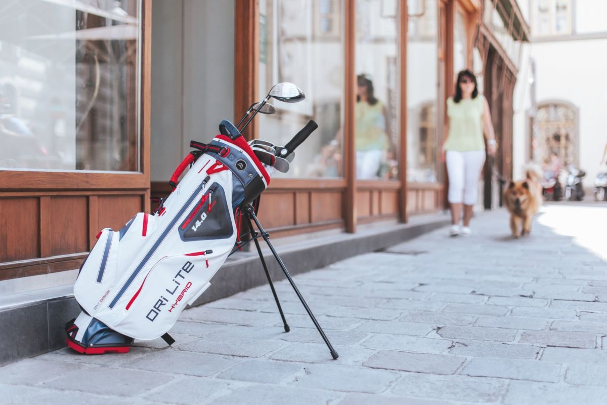 Big Max Big Max banks on new light, dry golf bags - Sports Illustrated