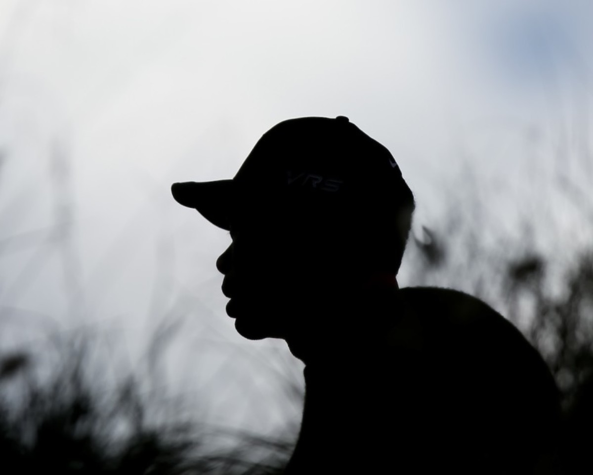Tiger Woods' darkest hour began in the early morning of Nov. 27, 2009. 