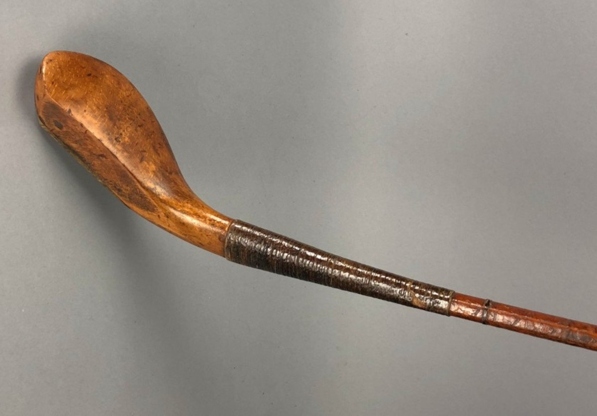 Old Tom Morris' long-nose driver was ahead of its time by nearly 45 years because it featured a tubular steel core in its shaft. 