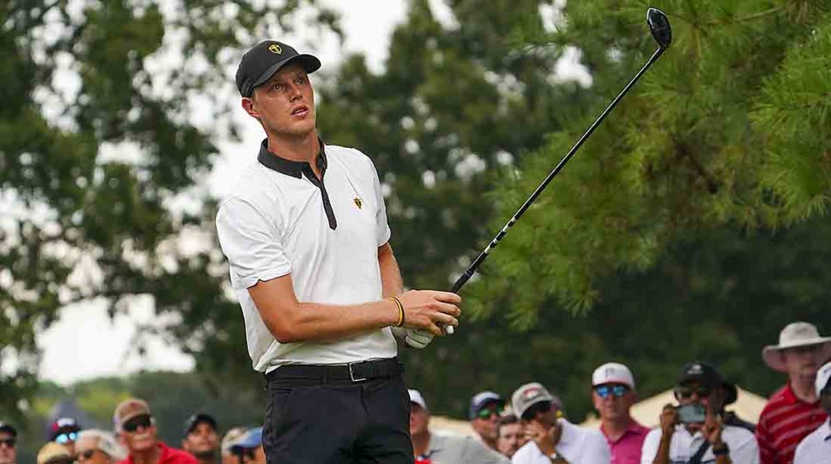 Cam Davis watches a shot in Day 1 of the 2022 Presidents Cup.