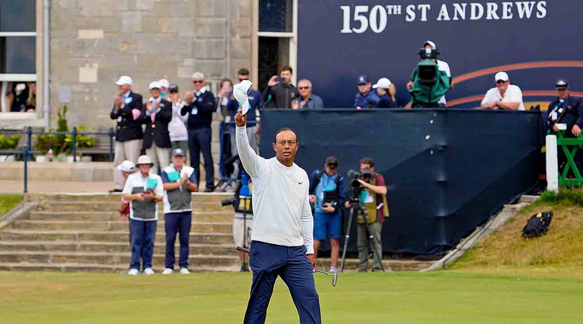 Tiger Woods waves to the fans at the 2022 British Open at St. Andrews.