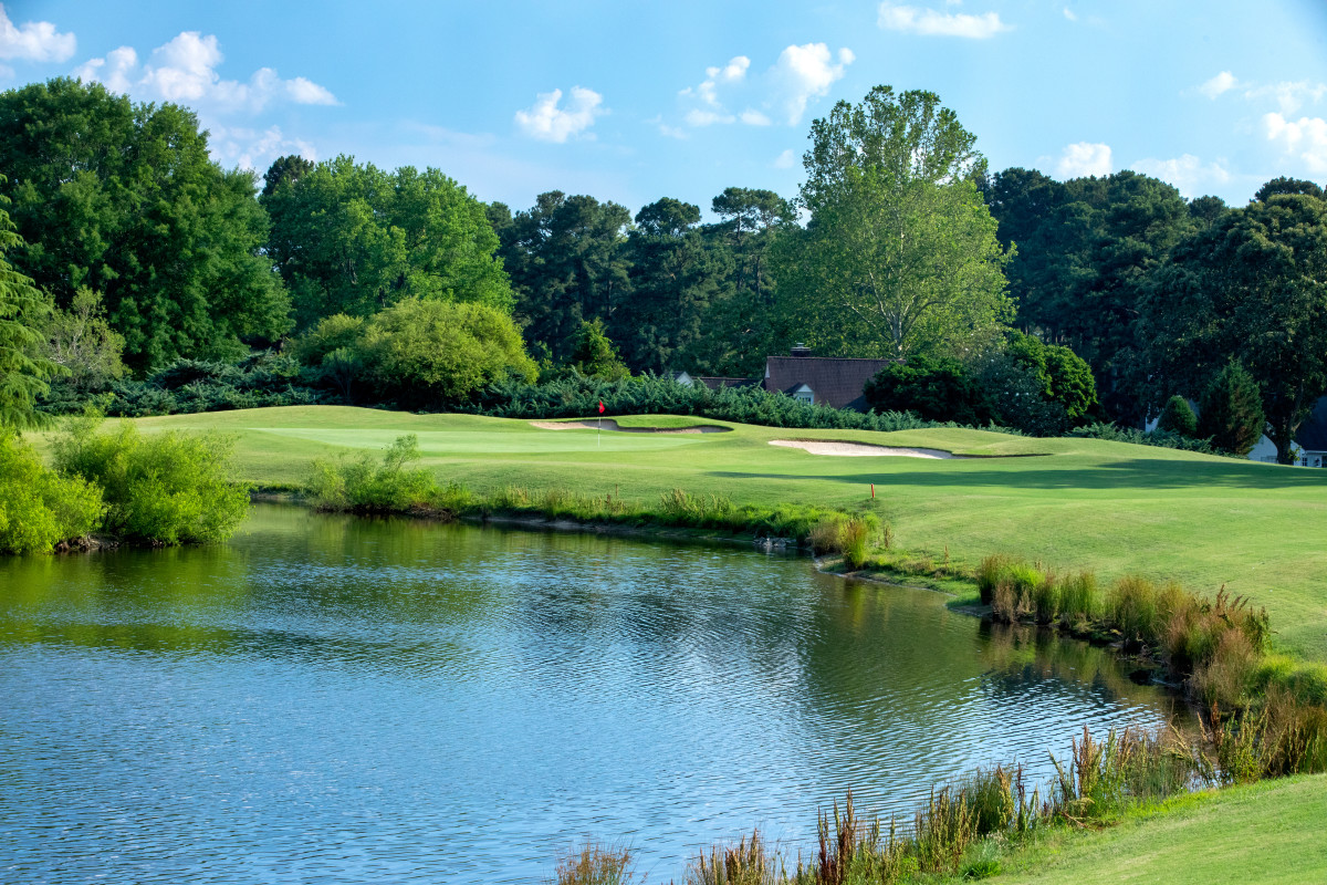The Arnold Palmer design is a good course to play before tackling Kingsmill's other two.