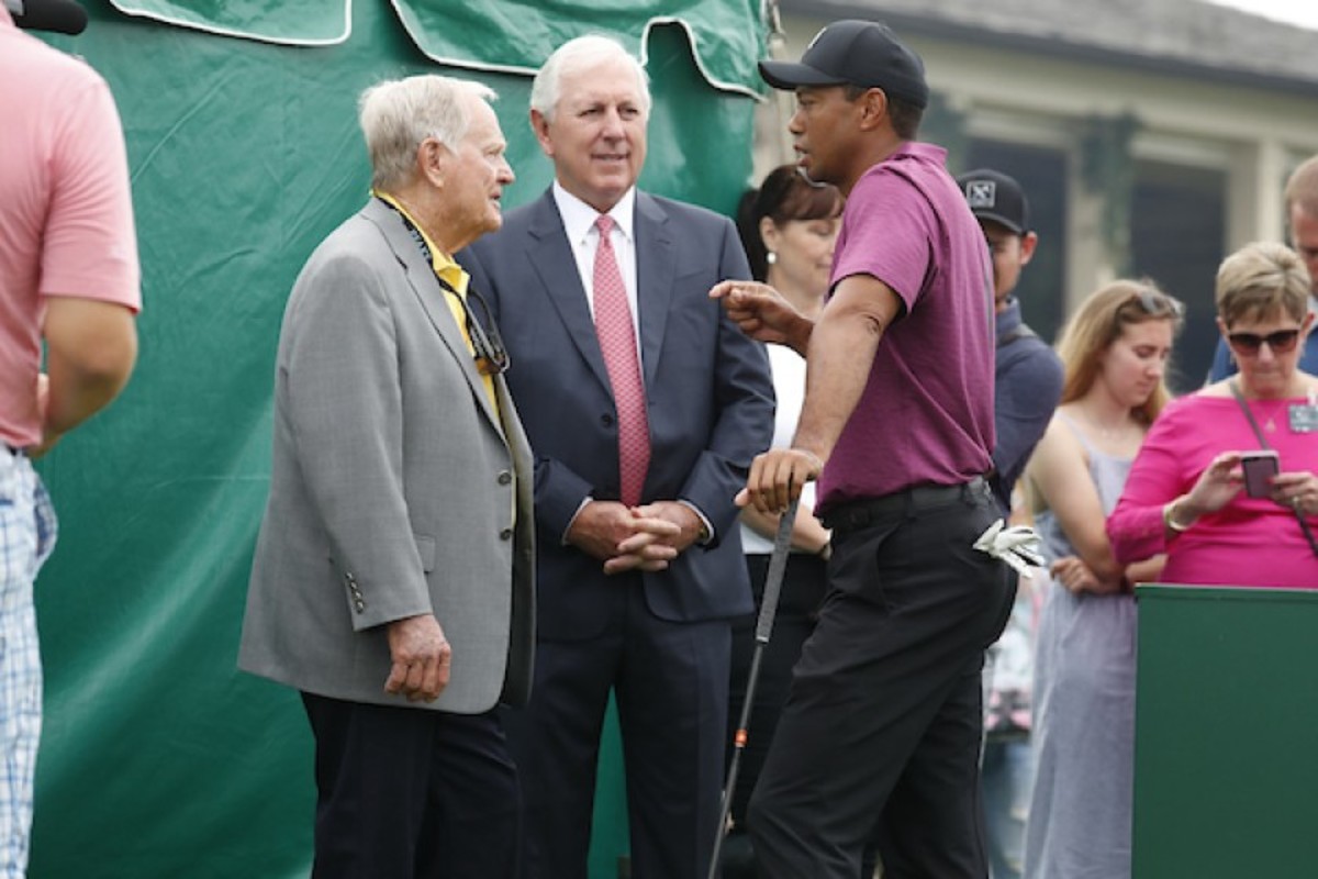 Jack Nicklaus (left), speaking with Hale Irwin and Tiger Woods at the 2018 Memorial, would have a bigger lead in major championships than golf historians thought if his senior majors and amateur national titles were included.
