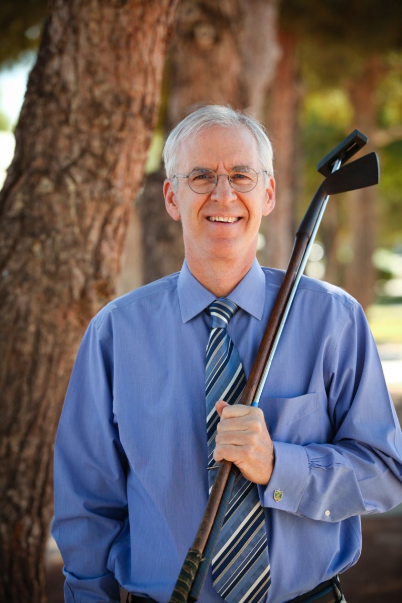 Collector Jeff Ellis, with a 1959 Ping Redwood City 1-A putter and a circa 1700 square-toe iron 