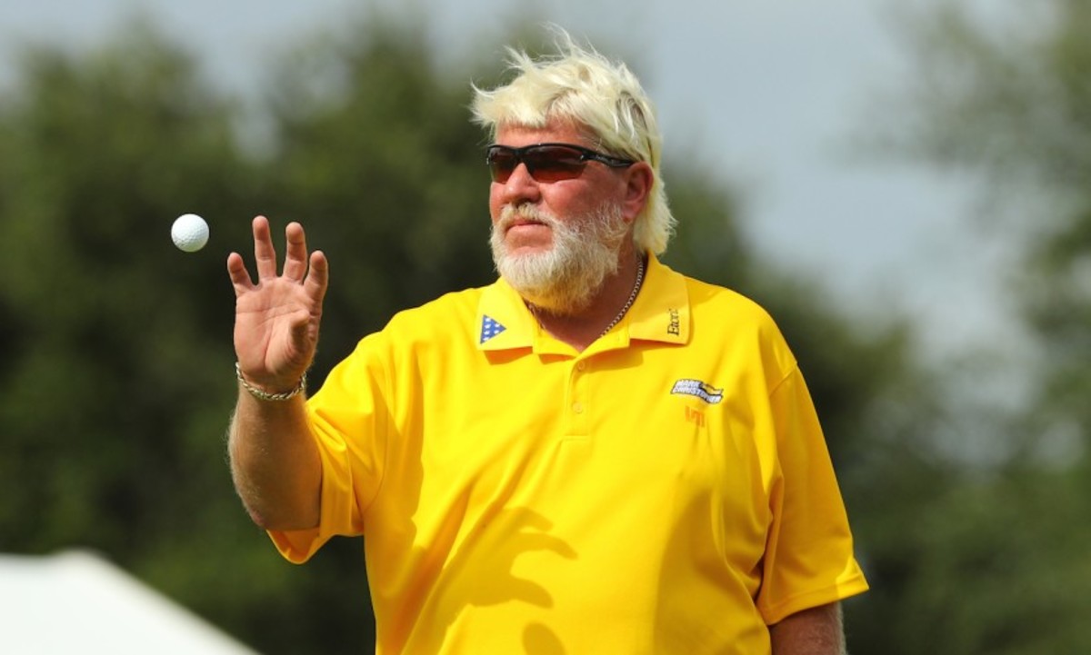 John Daly achieves folk-hero status on the PGA Tour, despite having won only 5 times, though 2 of them were major championships.