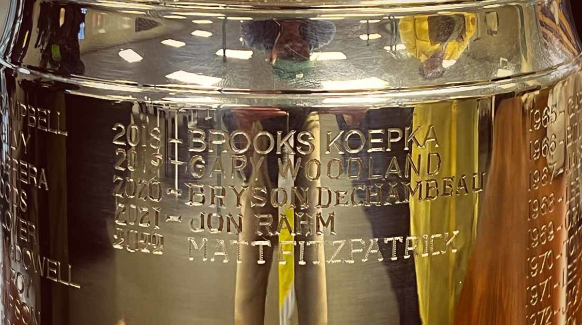 A happy ending, as the new champ takes his place on the trophy.