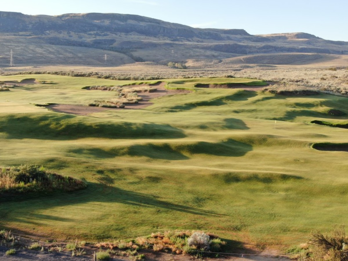 David McLay Kidd will debut his first par-3 course design, Quicksands, after achieving high acclaim for his 18-hole Gamble Sands course in 2014.