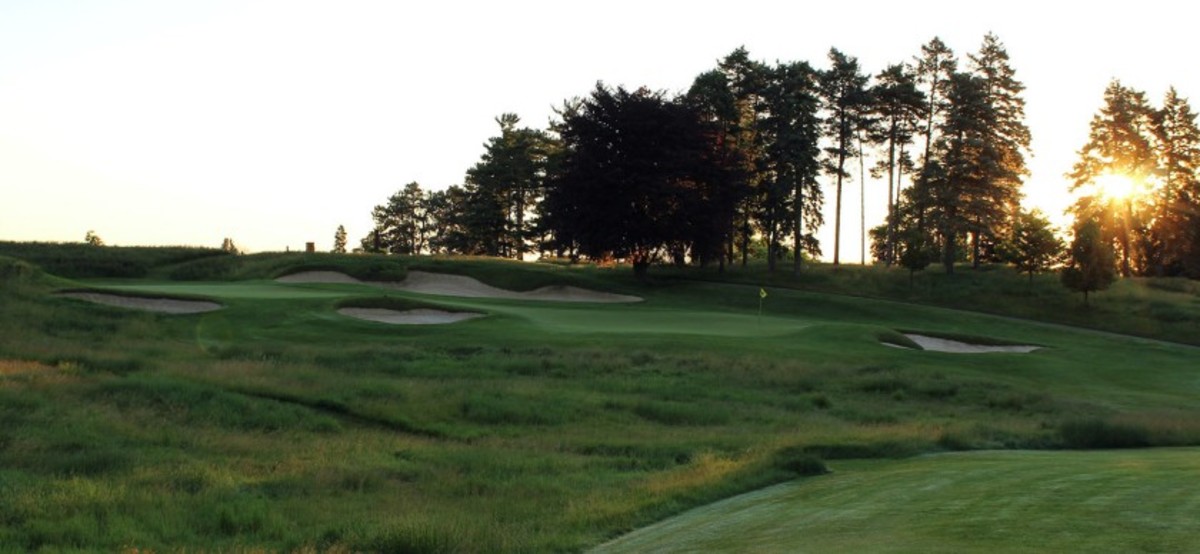 What the University of Michigan Golf Course lacks in yardage, it makes up for with challenging lies on its hilly terrain and vexing green complexes.