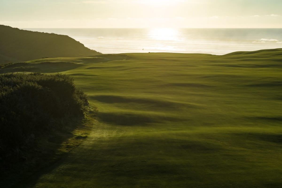 Sheep Ranch's ninth hole showcases one of the course's unique characteristics — the lack of any sand bunkers. Course co-designer Bill Coore said that because of the seaside winds, "formal sand bunkers could be maintenance nightmares."
