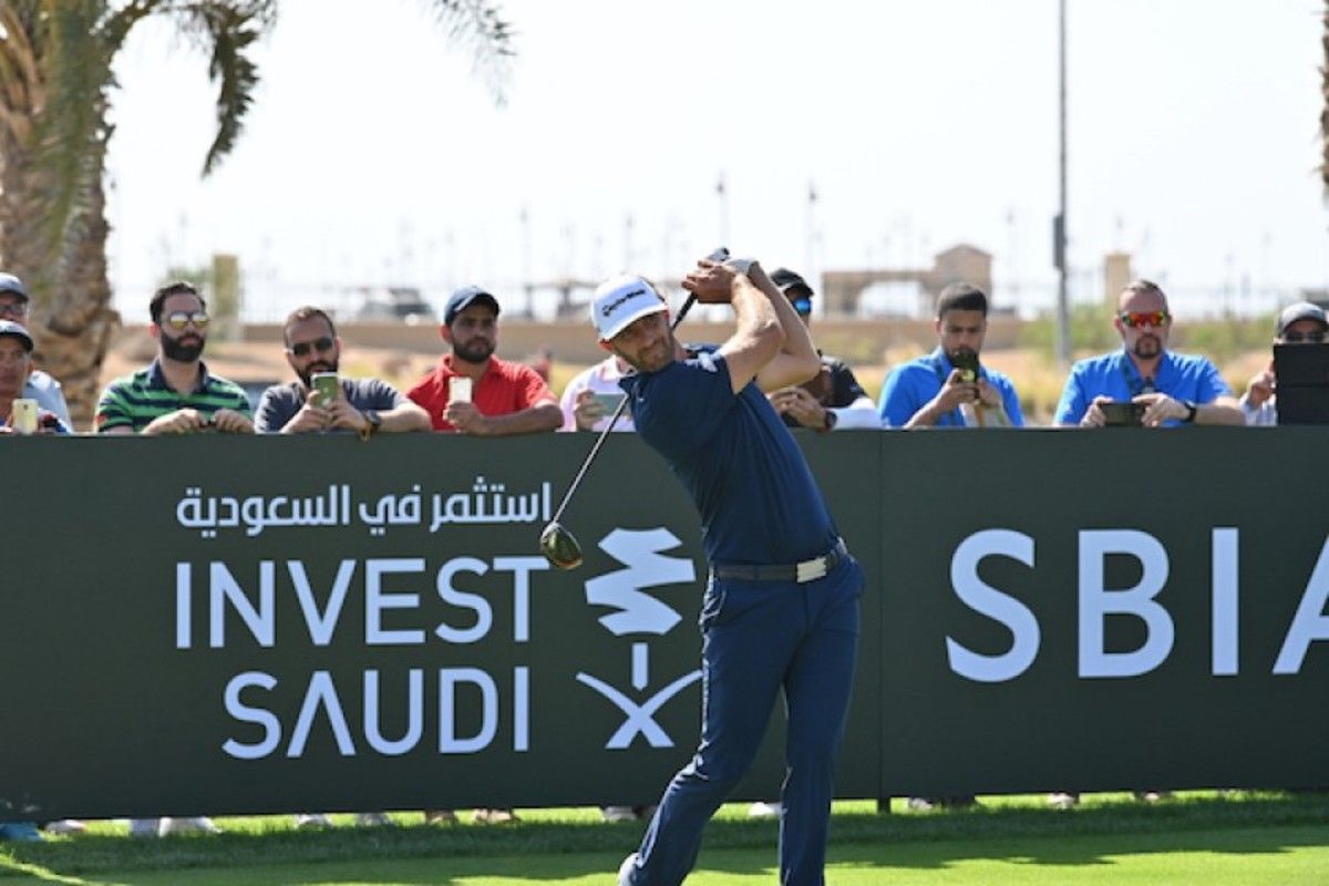 Dustin Johnson posts his first victory on the European Tour.