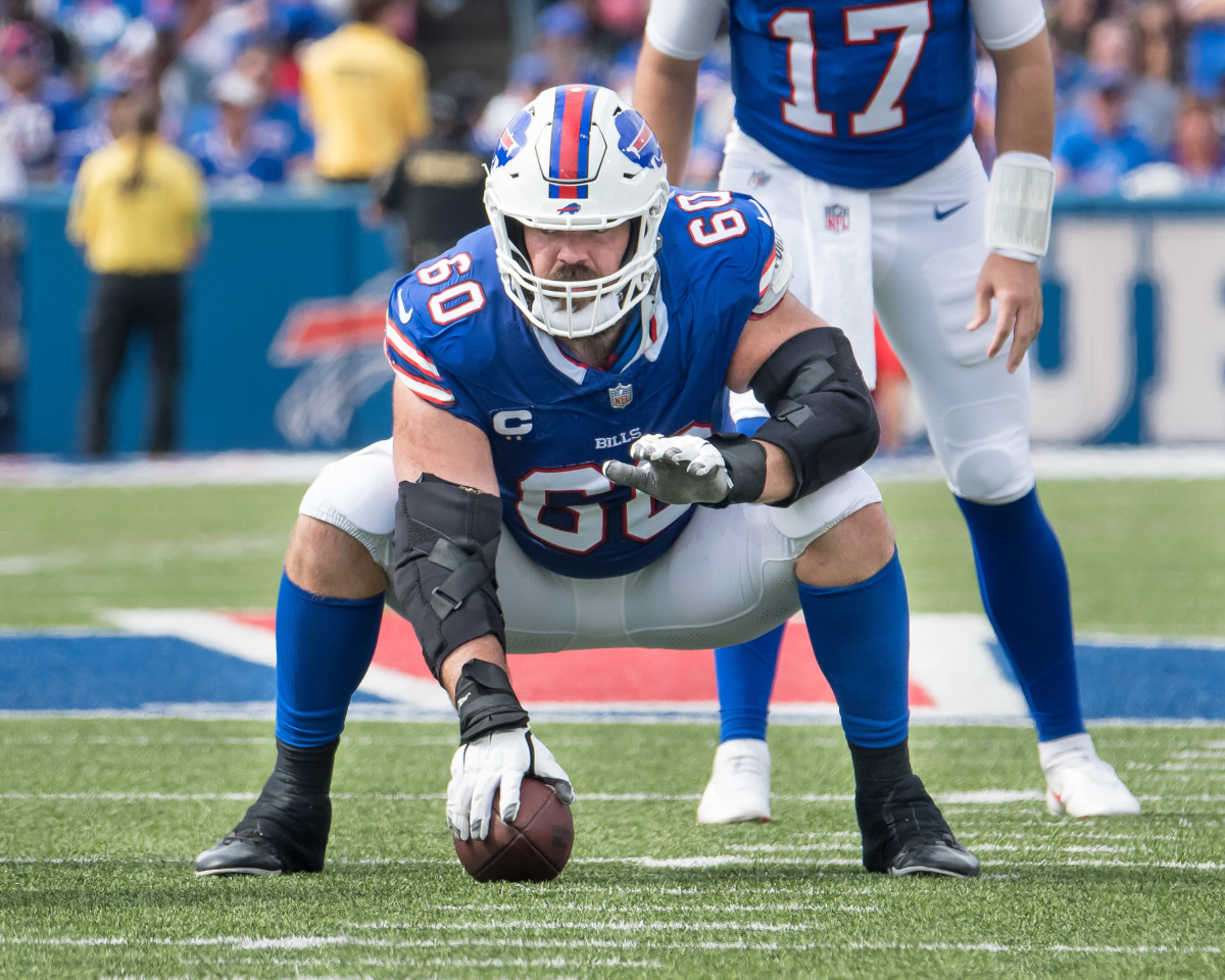 Buffalo Bills center Mitch Morse (60) at the line of scrimmage in the second quarter against the Las Vegas Raiders at Highmark Stadium