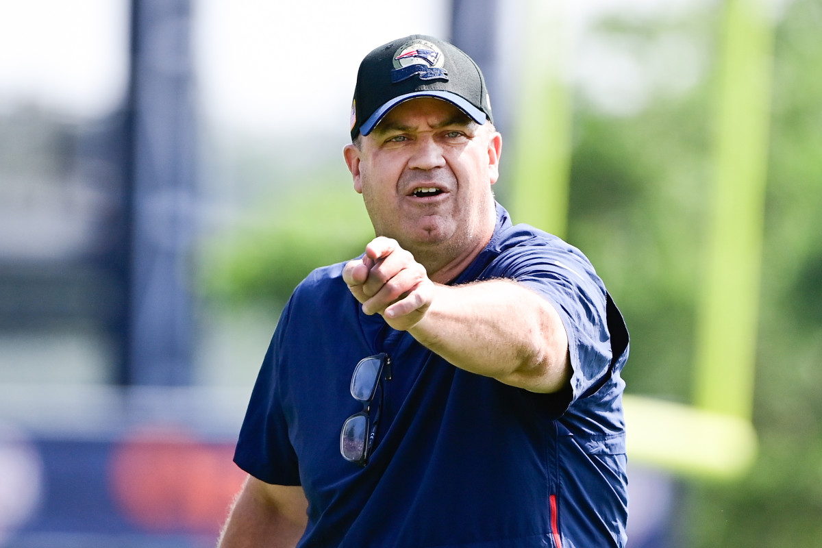 Jul 26, 2023; Foxborough, MA, USA; New England Patriots offensive coordinator/quarterbacks coach Bill O'Brien directs the office on a drill during training camp at Gillette Stadium. 