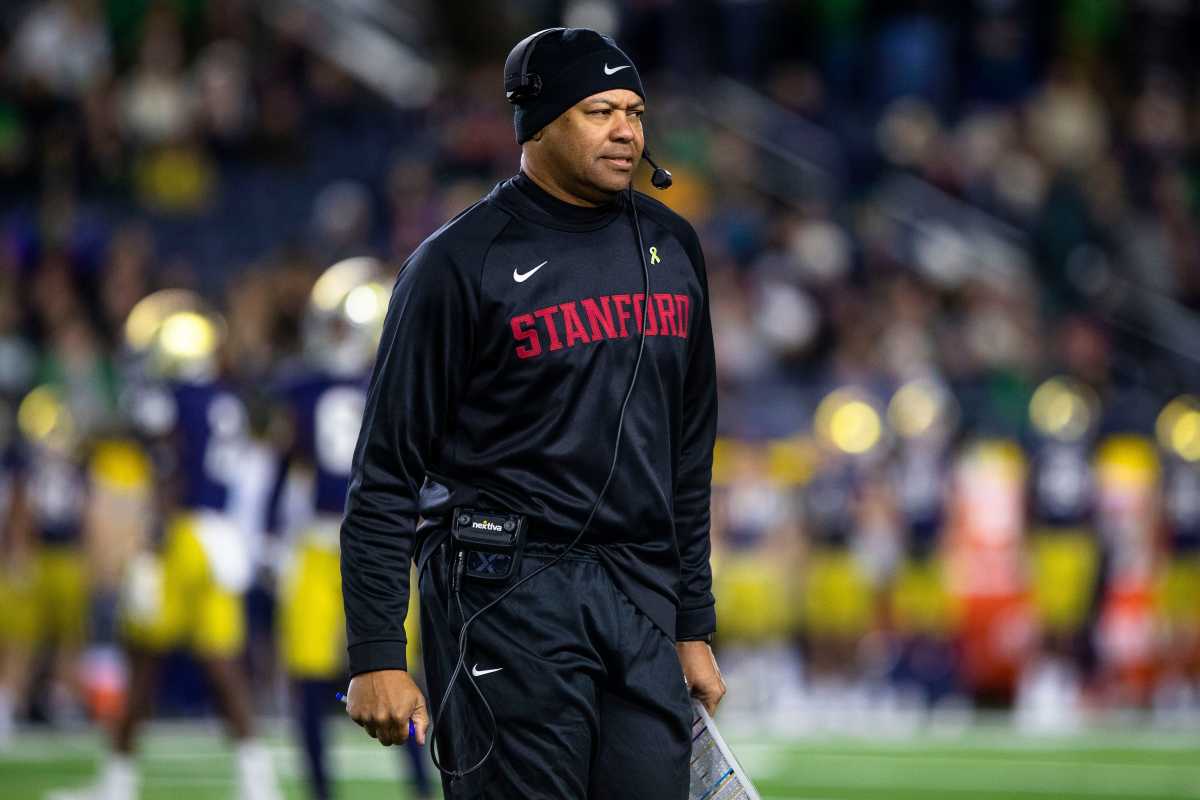 Stanford head coach David Shaw during the Notre Dame vs. Stanford NCAA football game Saturday, Oct. 15, 2022 at Notre Dame Stadium in South Bend. Notre Dame Vs Stanford Football
