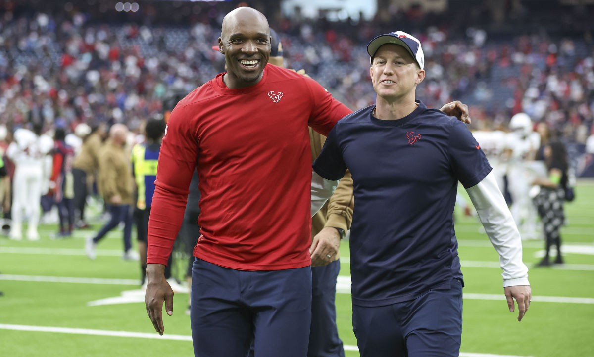 Houston Texans' coach DeMeco Ryans and offensive coordinator Bobby Slowik.