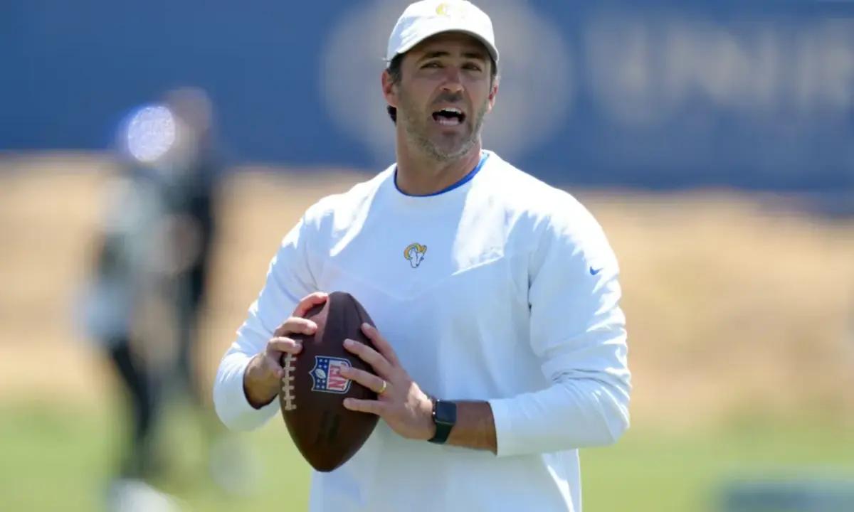 Los Angeles Rams pass game coordinator Zac Robinson is also a former New England Patriots quarterback.