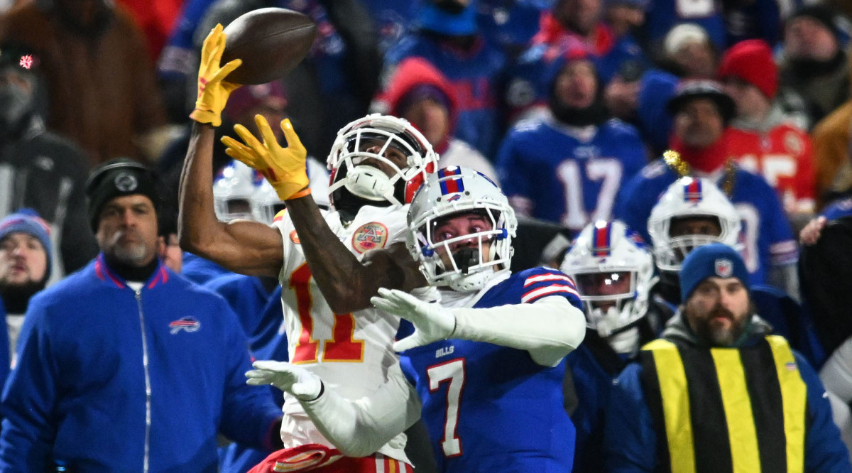Kansas City Chiefs wide receiver Marquez Valdes-Scantling (left) makes a catch over Buffalo Bills cornerback Taron Johnson.
