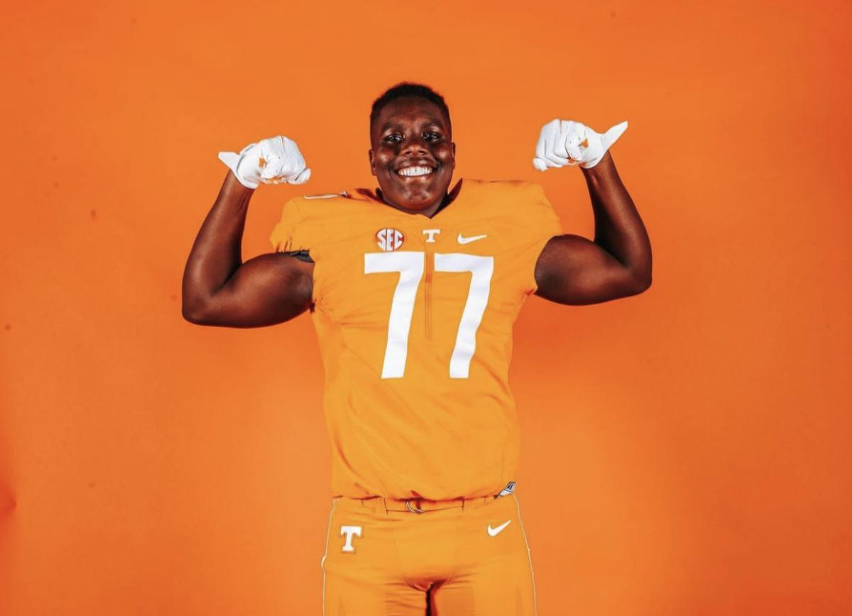 David Sanders Jr. Officially Lines Up Official Visit To Tennessee