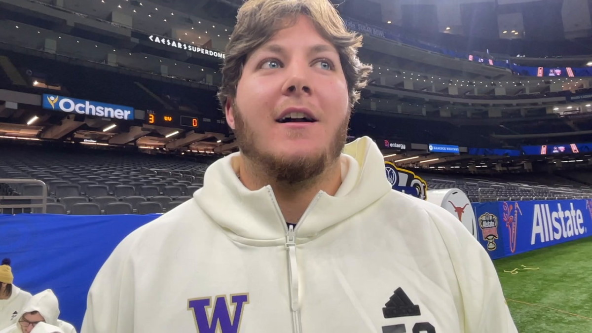 Zach Henning played in two games as a UW freshman.