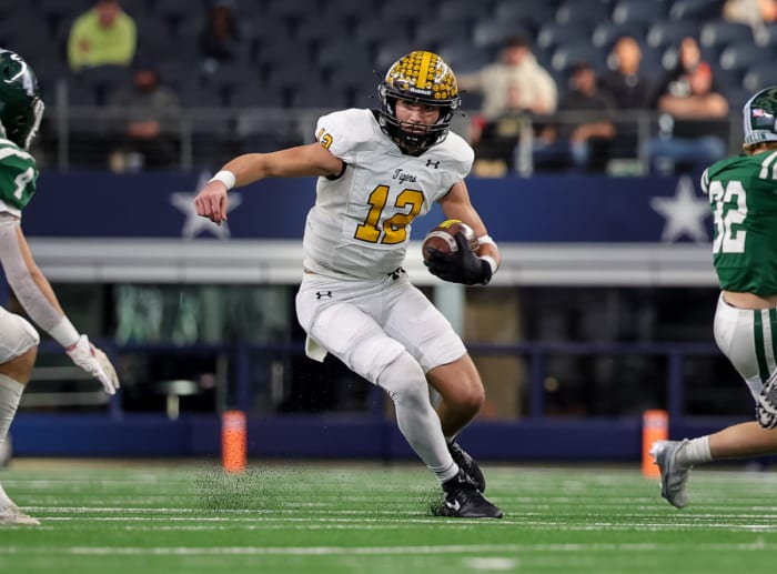 Malakoff holds off Franklin Live score, updates of Texas high school football championship (12
