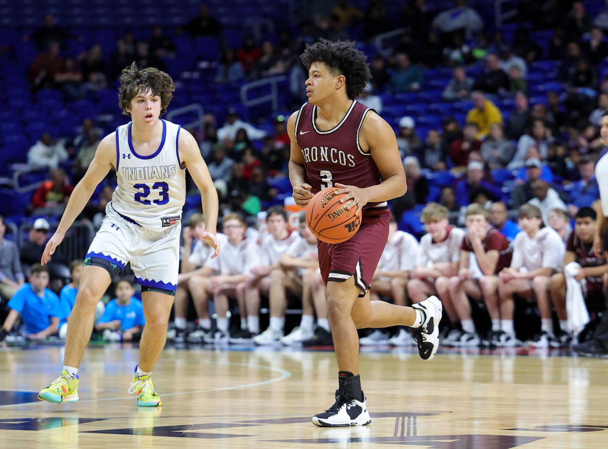 Photos, video LaMarcus Penigar drops 41 to lead Clarendon over Lipan