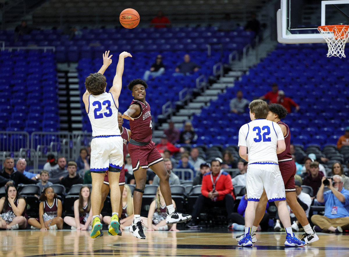 Photos, video LaMarcus Penigar drops 41 to lead Clarendon over Lipan