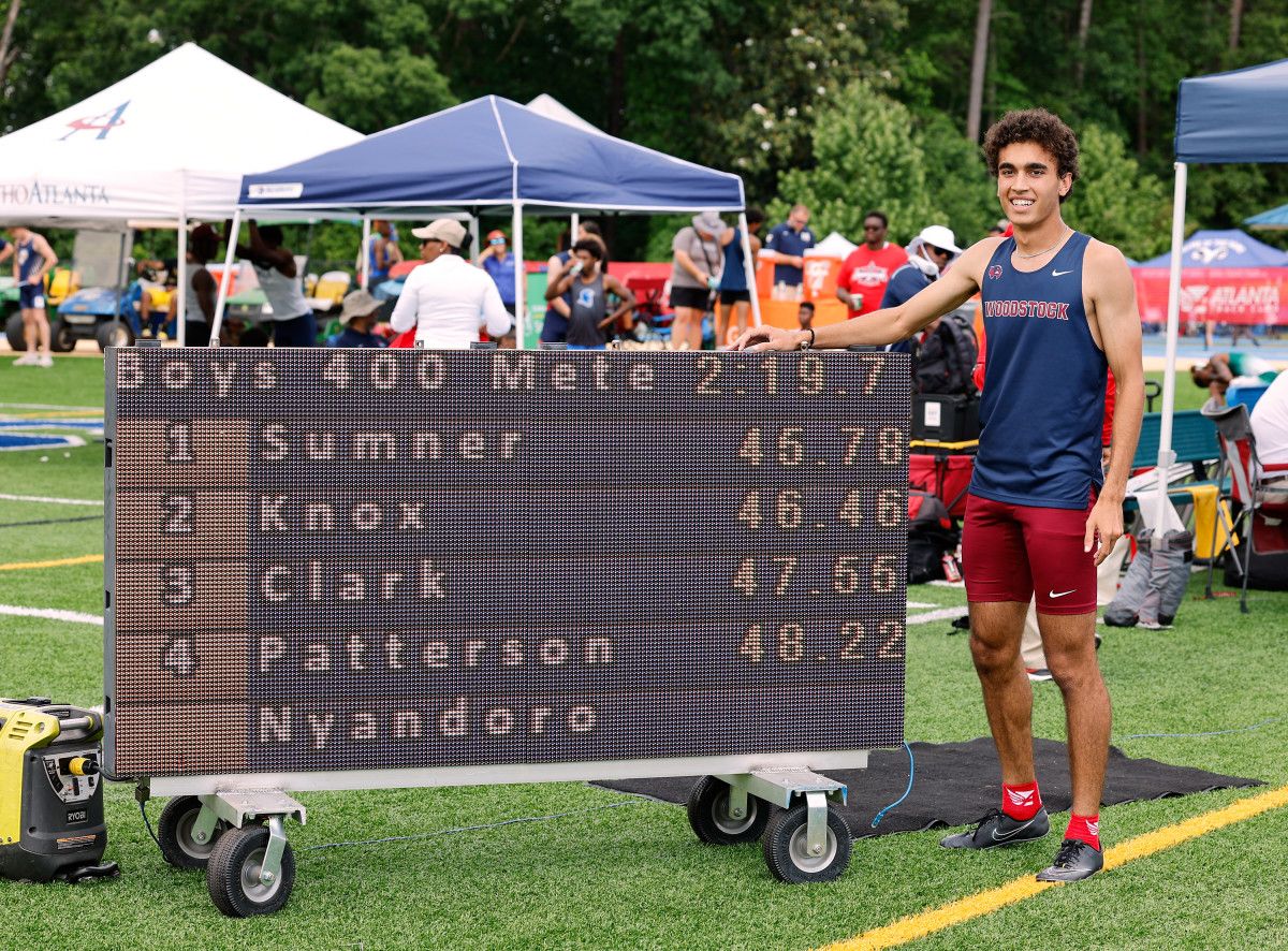 Dwight Phillips upsets Chris Nelson in the 100 meters high