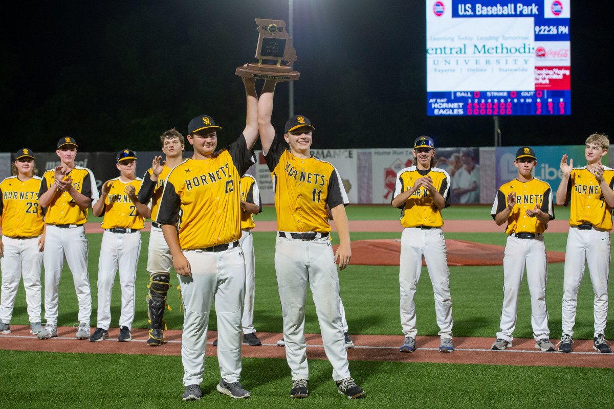 Score settled St. Elizabeth avenges last year's title game loss to