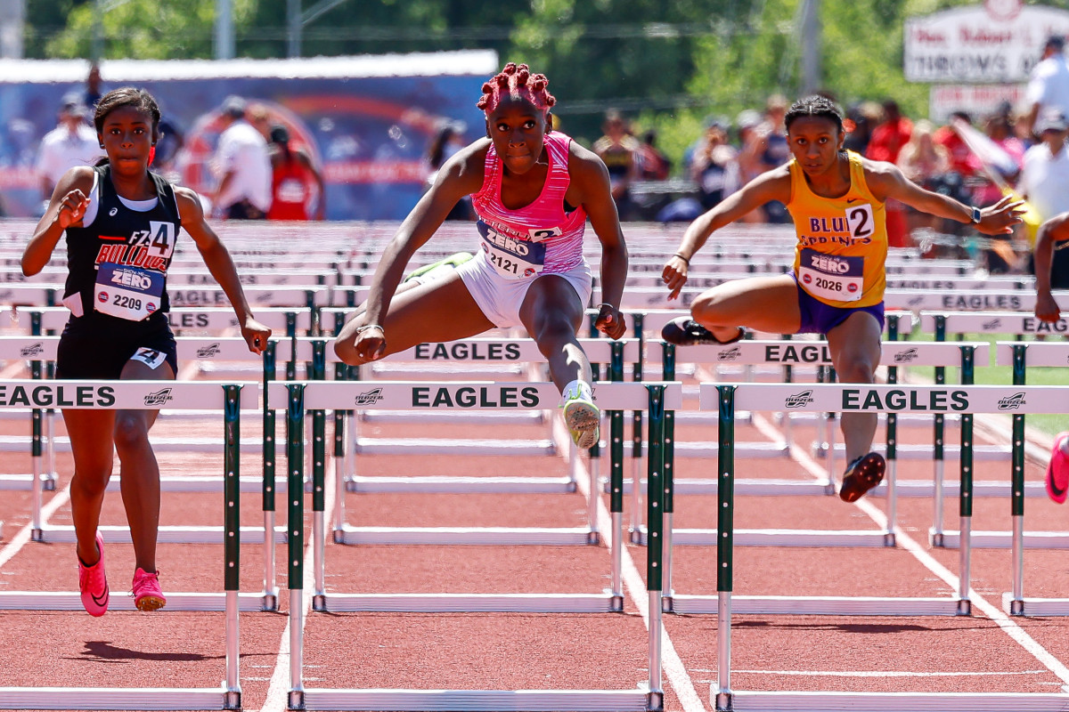 Photos Missouri Class 35 girls track and field championships (Friday