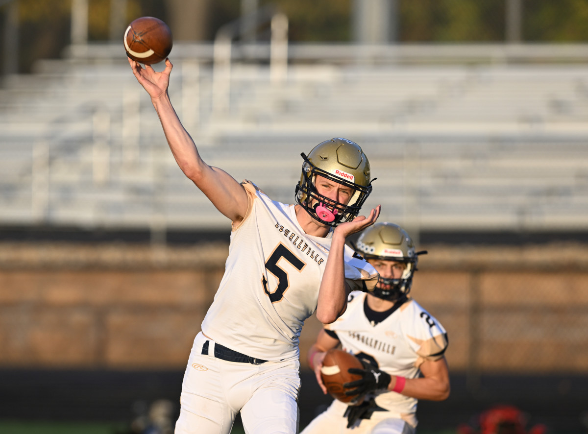 Lowellville quarterback Vinny Ballone might be Ohio high school