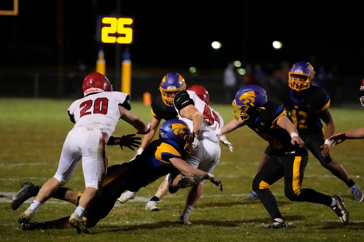 Photos Humboldt rolls past HamptonDumontCAL Friday night Sports