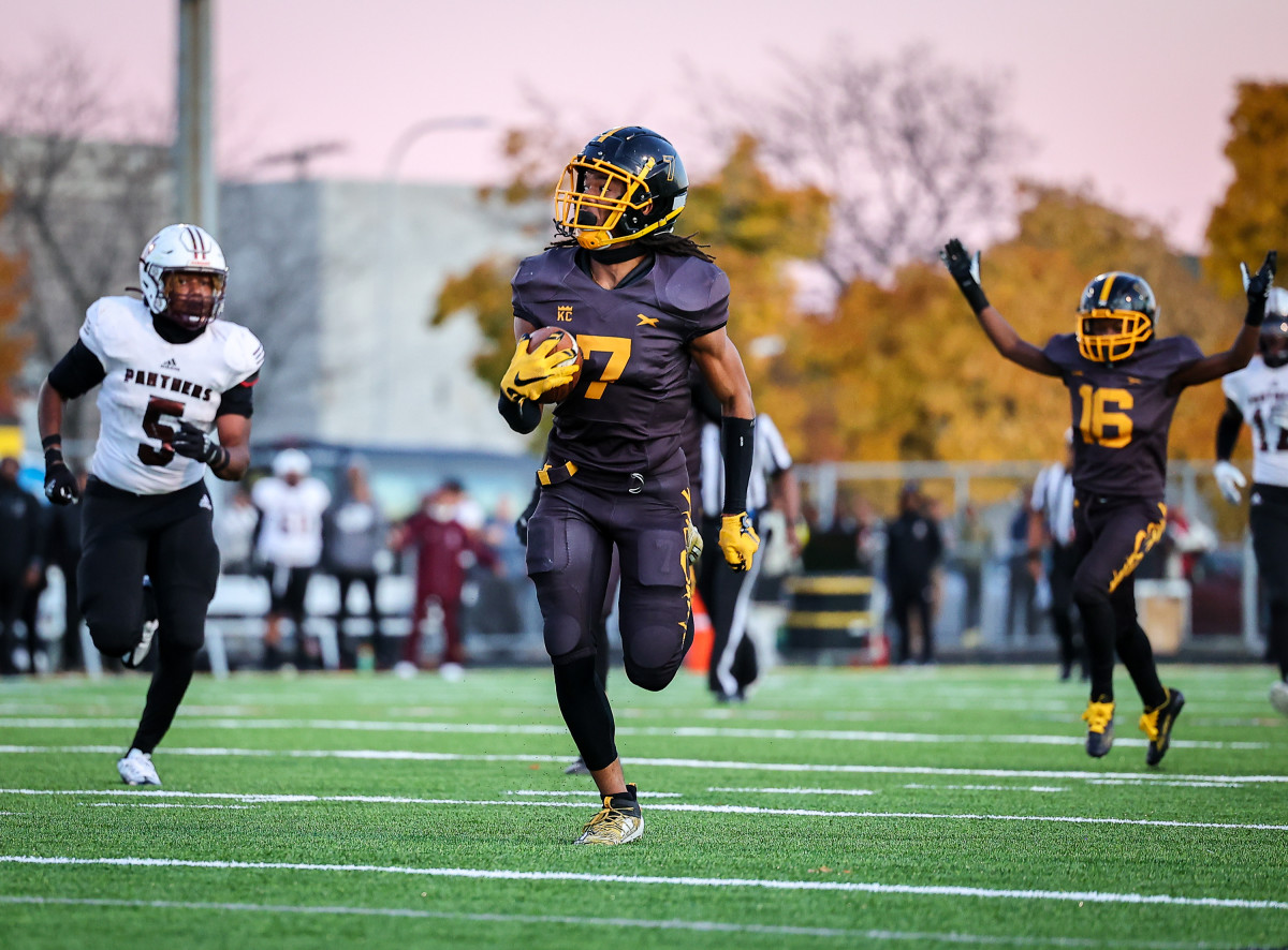 Photos Detroit King football dominates in second half to defeat River