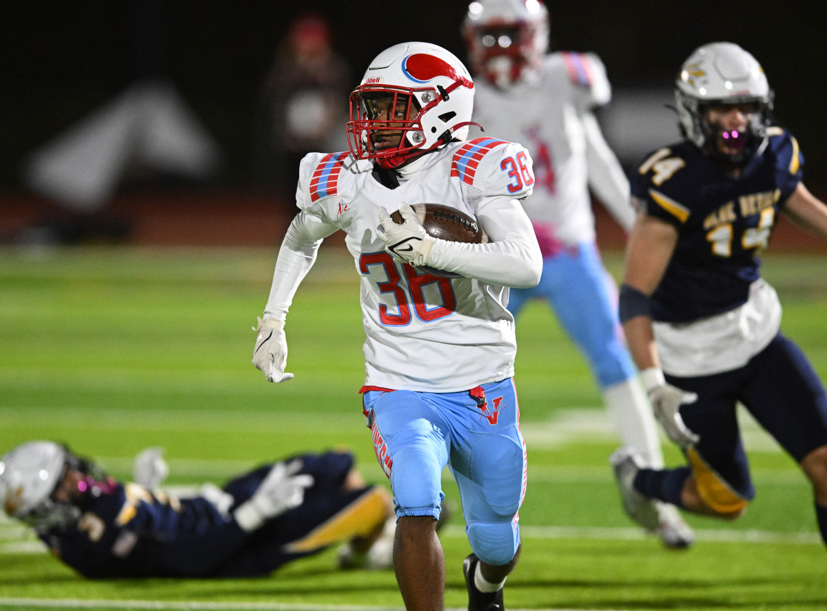 Tallmadge scores final 14 points to defeat Villa AngelaSt. Joseph 217 in playoff opener